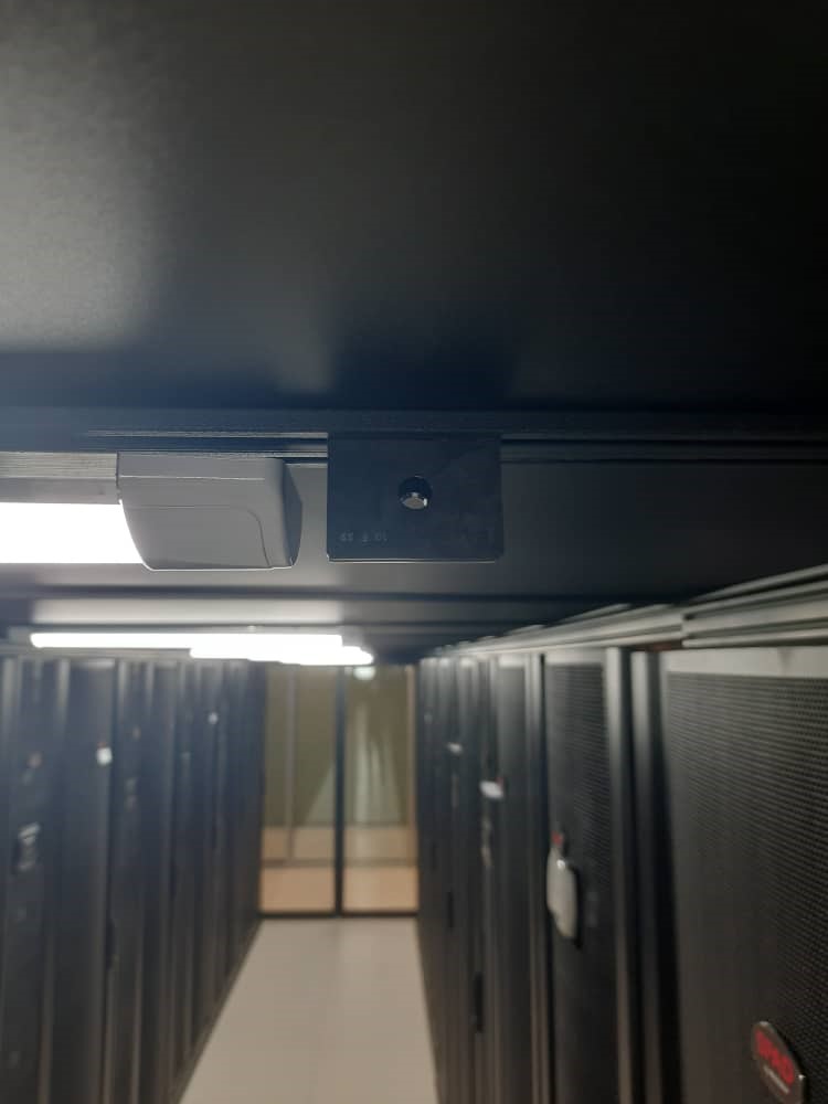 نمونه در دیتا سنتر